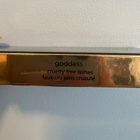 👑 2/$20 👑 NWT Tarte tarteist PRO cruelty-free lashes Goddess - Picture 4 of 5